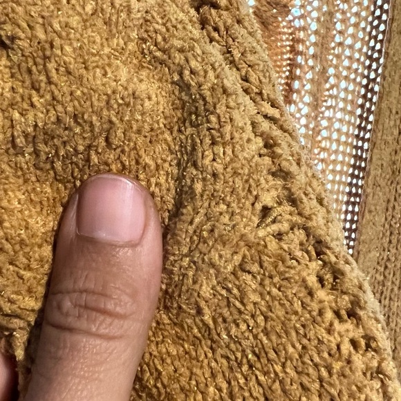 Brand new only worn once. Size medium comfy cover up (it’s just too big for me) - Picture 2 of 3